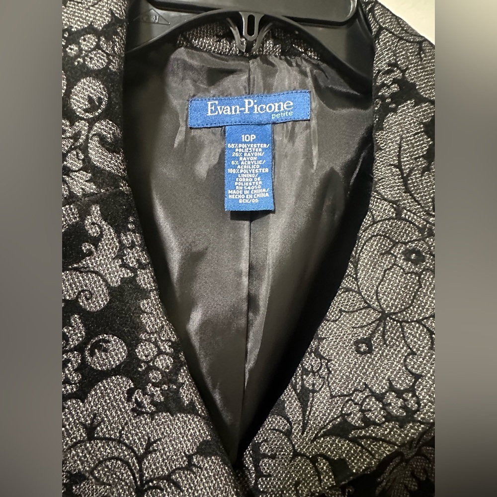 Evan Picone Blazer - Picture 2 of 3